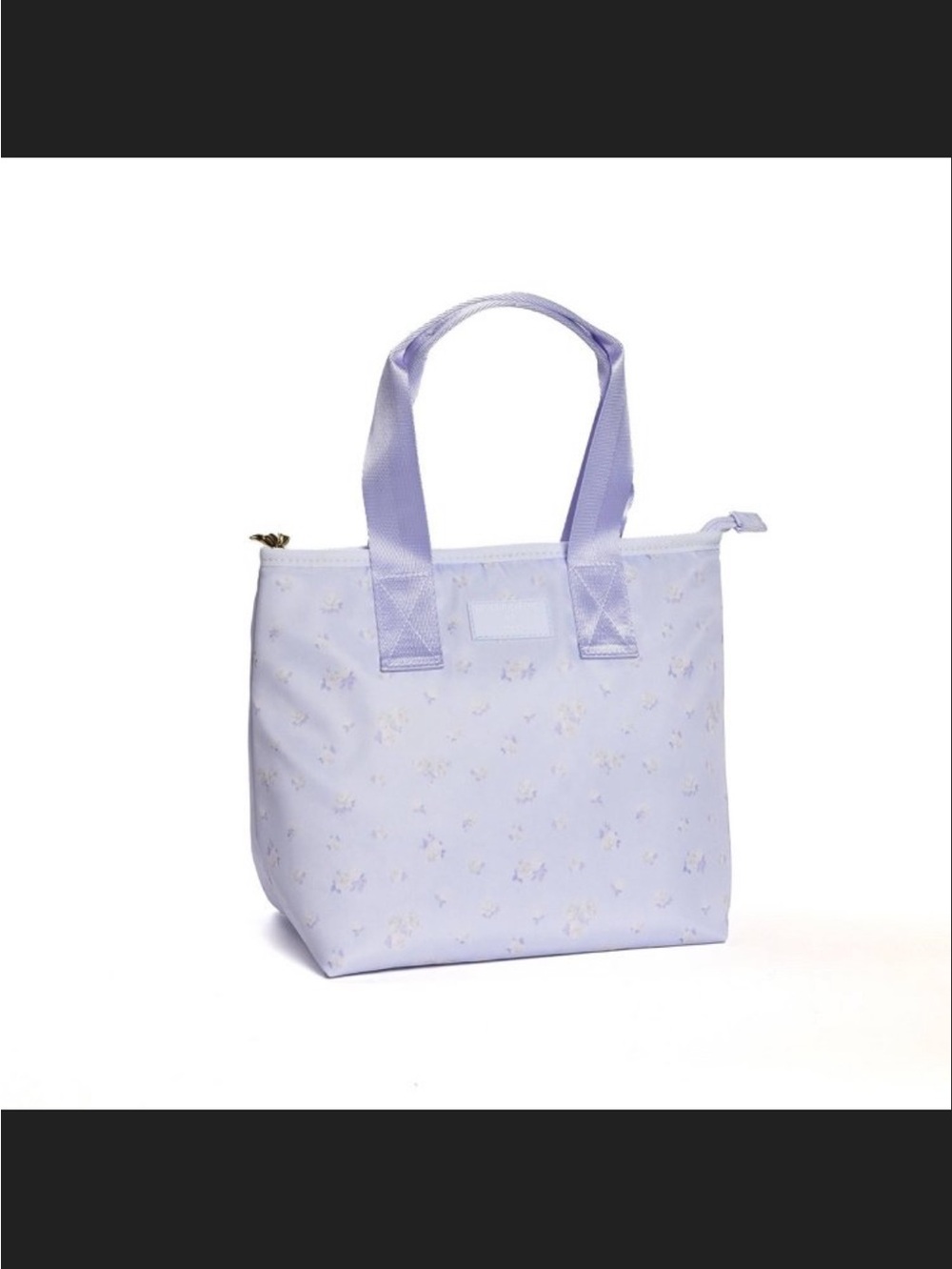 LoveShackFancy x Target  Everblooming
Rosettes Ditsy Lunch Tote Bag Breezy Blue
